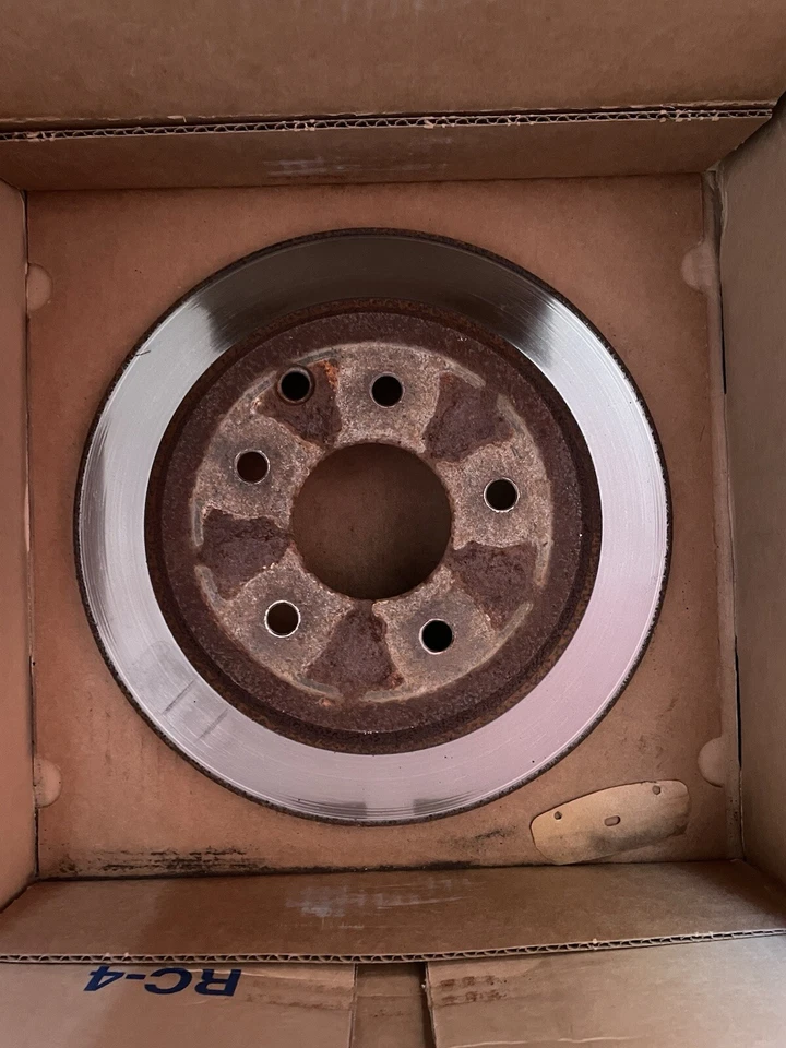 PAR DE rotores de freno de disco traseros para Nissan Rogue SL 2009 AWD Foto 1 de 2