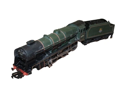 MAINLINE ROYAL SCOT LOCOMOTIVE BR GREEN RUNNING ORDER OO GAUGE SUIT HORNBY ETC - Image 1 of 4