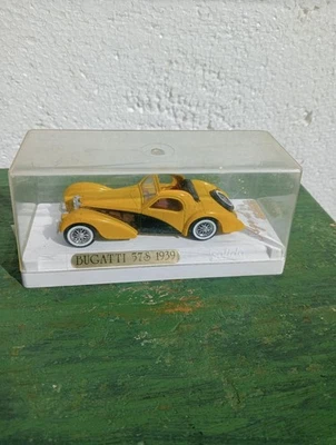 4 modelli auto 1 43 : SOLIDO  R. ROYCE MERCEDES JAGUAR BUGATTI  vecchia produz. - Immagine 1 di 4