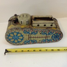 VINTAGE 1940s MARX TIN LITHO WIND UP DOUGH BOY TANK 