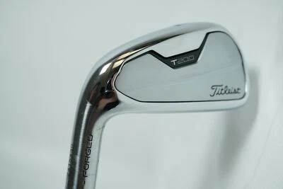 Titleist T200 7 Iron / Stiff Flex Steel Shaft / Left Handed - Image 1 of 4