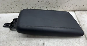 2017-2023 Alfa Romeo Stelvio OEM Center Console Armrest Lid - Bild 1 von 10