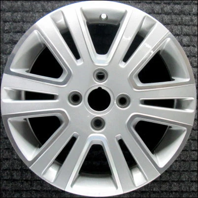 Llanta Ford Focus 16 pulgadas mecanizada OEM de 2008 a 2011 Foto 1 de 1