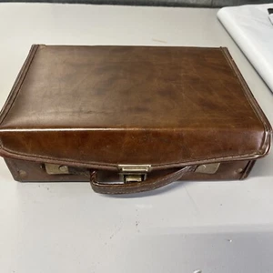 Estuche de transporte vintage con soporte para cinta de casete 12 Storge Service MFG CO EE. UU.  - Imagen 1 de 10