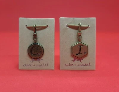 Dijes, colgantes de oro antiguo Chloe + Isabel Foto 1 de 3