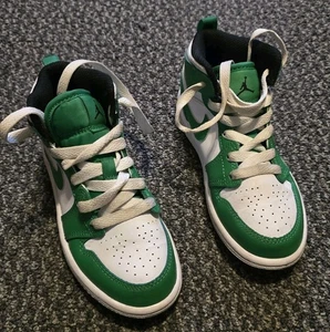 Nike Air Jordan 1 Mid  Lucky Green Sneaker DQ8424 301 Size 11C - Picture 1 of 7