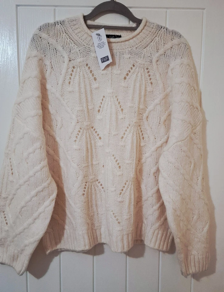 LADIES CREAM ARGYLE  PULLOVER JUMPER TOP SIZE L (16/18) NEW WITH TAGS - Image 1 of 4