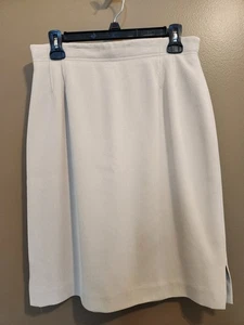 Womens Liz Claiborne Collection Beige Lined Skirt Size 12 Back Zip Closure  - Picture 1 of 5
