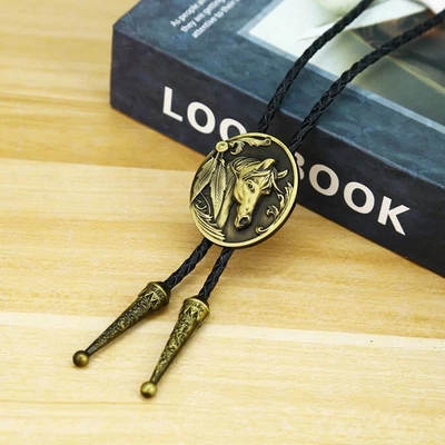 Pajarita cabeza de caballo unisex con aleación y cuero Foto 1 de 4