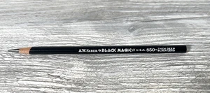 Vintage A.W. FABER "BLACK MAGIC" 850 Bleistift USA dicke tiefschwarze Mine scharf - Bild 1 von 5