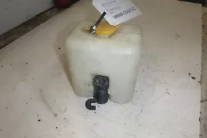 FORD PE COURIER CREW CAB P/UP 2.6 MPFI WINDSCREEN WASHER TANK WITH MOTOR - Picture 1 of 3