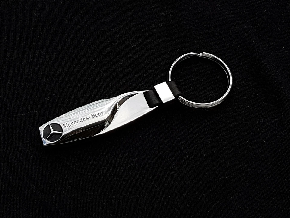 Porte Clé MERCEDES en Métal - Classe A B C E G 4Matic AMG SUV - Photo 1/1