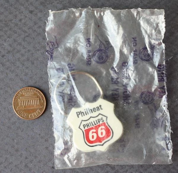 1968 Nokomis Illinois Phillips 66 estación de servicio de gas y petróleo llavero sin abrir -- Foto 1 de 1