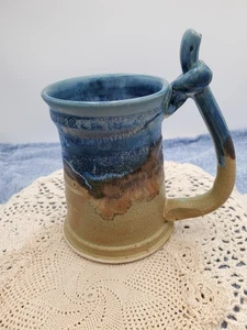 Signierter Keramikbecher blau-braun-hellbraun 16 Unzen - Bild 1 von 6