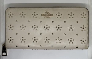 Coach New York Women’s Cream Colored Leather Gold Studded Zipper Wallet - Picture 1 of 8