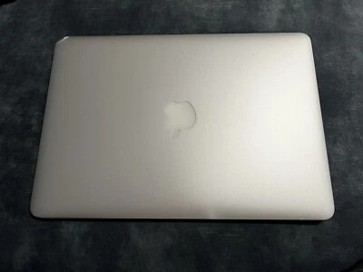 Apple MacBook Air 13“ A1466 (2015), i5 SSD 128GB - Bild 1 von 4