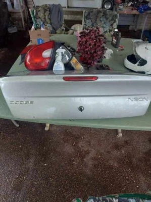 Escotilla de maletero sin alerón para Dodge Neon 00-05 OEM Foto 1 de 2