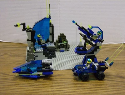 Lego 1793 Space Unitron SPACE STATION ZENON Complete w/Instructions - Image 1 of 4