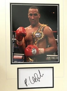JAMES DEGALE - FORMER WORLD CHAMPION BOXER - SIGNED COLOUR PHOTO DISPLAY - Picture 1 of 1