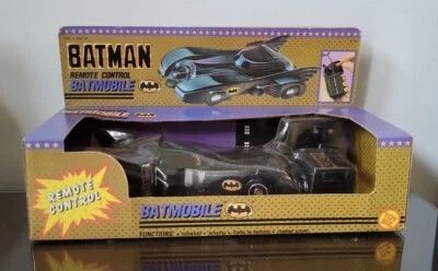 Batman 1989 control remoto Batmobile turbina sonido Toy Biz nuevo en caja  Foto 1 de 4