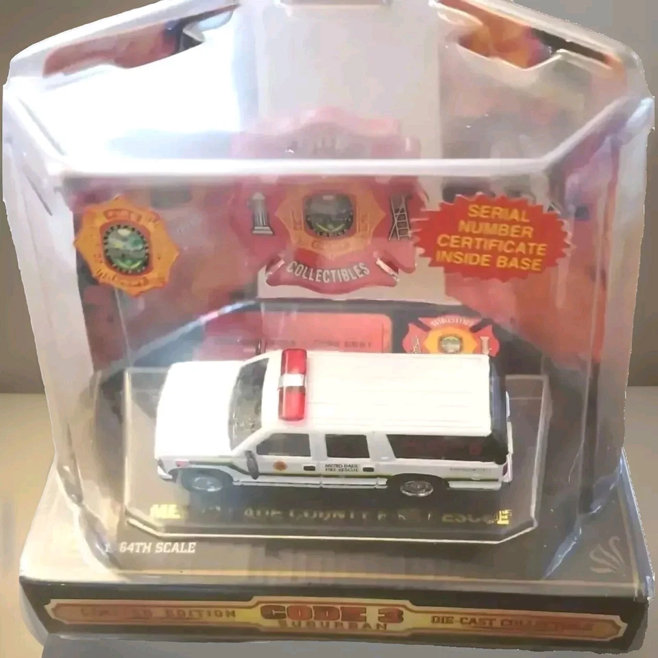 VTG Code 3 Diecast Metro Dade Suburban Battalion Chief 5 -12375 Collectible 1988 - Image 1 of 4