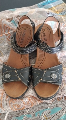 Sandali donna Cobb Hill New Balance in pelle marrone scuro