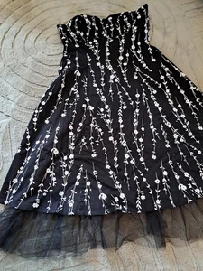 Strapless dress - Picture 1 of 8