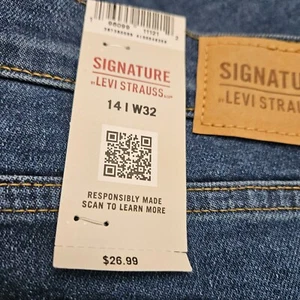 neue Levi Signature Boyfriend Jeans Gr. 20 falsch beschriftet (Beschreibung lesen) - Bild 1 von 2