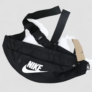 Bolso pequeño Nike Heritage Waistpack para hombre - Imagen 1 de 3
