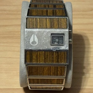 Nixon The Rotolog Direct Time Technology Teak Holzmaserung Analog Herrenuhr LÄUFT - Bild 1 von 11