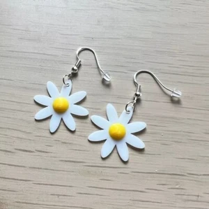 Daisy Earrings Cute Gift Idea 3D Printed Handmade - Picture 1 of 3