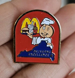 Vintage McDonalds Speedee Delivering Excellence Kentucky Enamel Tie Lapel Pin - Picture 1 of 2