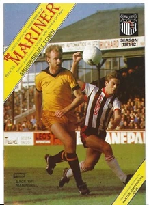 Football Programme GRIMSBY TOWN v SHREWSBURY TOWN Apr 1982 - Picture 1 of 1