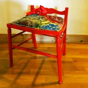 Vintage Chair - reupholstered and painted - it has a lovely little story .... - Picture 1 of 11