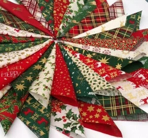 100% COTTON METALLIC CHRISTMAS FABRIC PATCHWORK QUILTING SQUARES CHOOSE SIZE - Picture 1 of 4