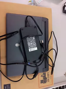 Alienware M15 R6 15.6"FHD Intel Core i7-11800H 16GB RAm 512GB SSD RTX 3070 Win11 - Picture 1 of 4