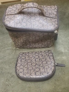 Calvin Klein Logo Makeup Travel Bag Black/Brown Zip Around Large Toiletries Set - Picture 1 of 4