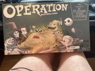 USAOPOLY: Operation - Disney Pesadilla antes de Navidad Monopoly Nuevo, Precintado Foto 1 de 2