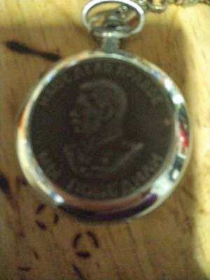 Reloj Bolsillo Ruso Segunda Guerra Mundial Stalin Molnija 3602 Analógico ROTO WW2 Memorabilia Foto 1 de 3