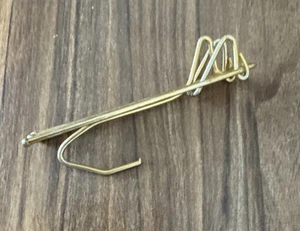 Vintage 4 Prong 3.5” Pinch Pleat Drapery Curtain Hooks Gold / Brass Set Of 32 - Picture 1 of 2
