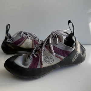 SCARPA Helix 70003 Kletter Boulderschuhe Schnürschuhe Damen 38,5 / US 7 1/3 - Bild 1 von 11