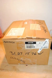 MODICON 557VIC30540 3.5" UNIDAD DE DISCO NUEVO - Imagen 1 de 10