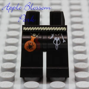 NEW Lego Wizard BLACK MINIFIG LEGS w/Skull Bone Witch Spider Potion Bottle Belt - Picture 1 of 3
