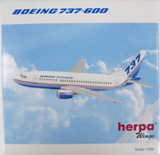 Boeing 737-600 Boeing House Colors Herpa 511056 1:500