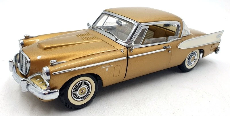 Signature 1/18 Scale Diecast 21125D - 1958 Studebaker Golden Hawk - Gold - Image 1 of 4