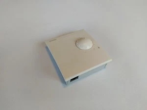 Termostato Analógico Siemens QAX31.1 - En perfecto estado. - Imagen 1 de 3