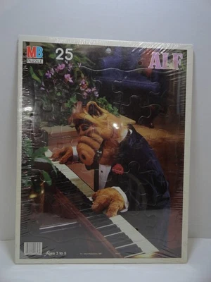 ALF Puzzle 25 Milton Bradley New Sealed Alien Production 1987 - Image 1 of 4