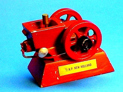 VINTAGE 1/2 H.P. NEW HOLLAND HIT & MISS ENGINE DIECAST MODEL REPLICA or - Image 1 of 4