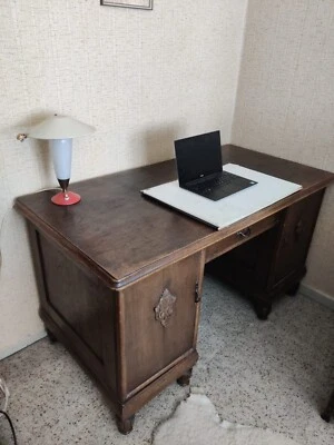 Schreibtisch mit Schrank - Bild 1 von 3