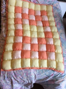 pretty handmade baby bubble quilt for large cot or playmat - Picture 1 of 10